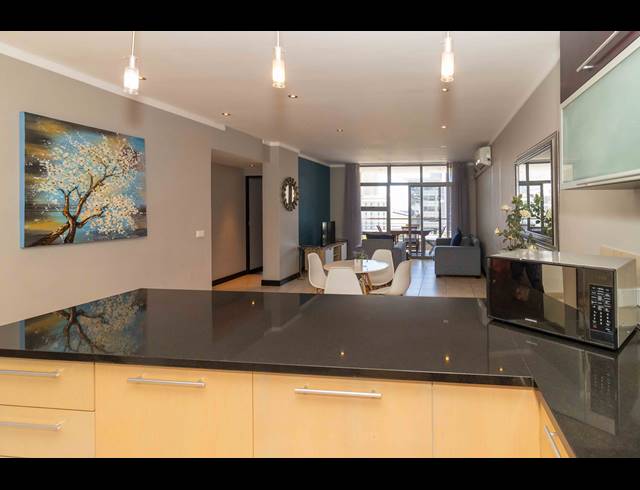 2 BEDROOM APARTMENT FOR SALE IN CAPE TOWN CITY CENTRE